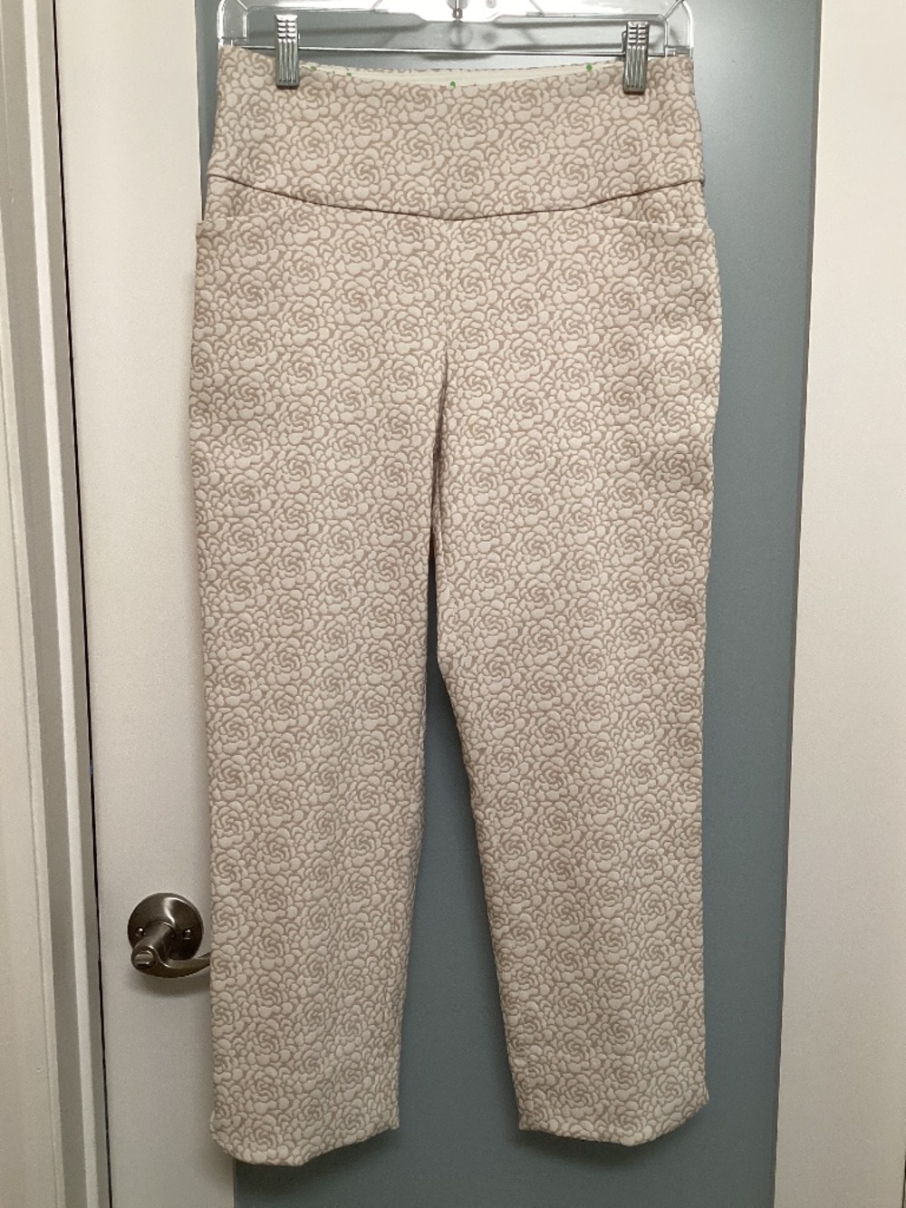 Activewear pants, size 8, white/beige floral